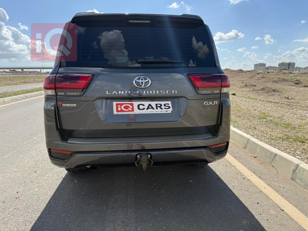 تويوتا لاندكروزر